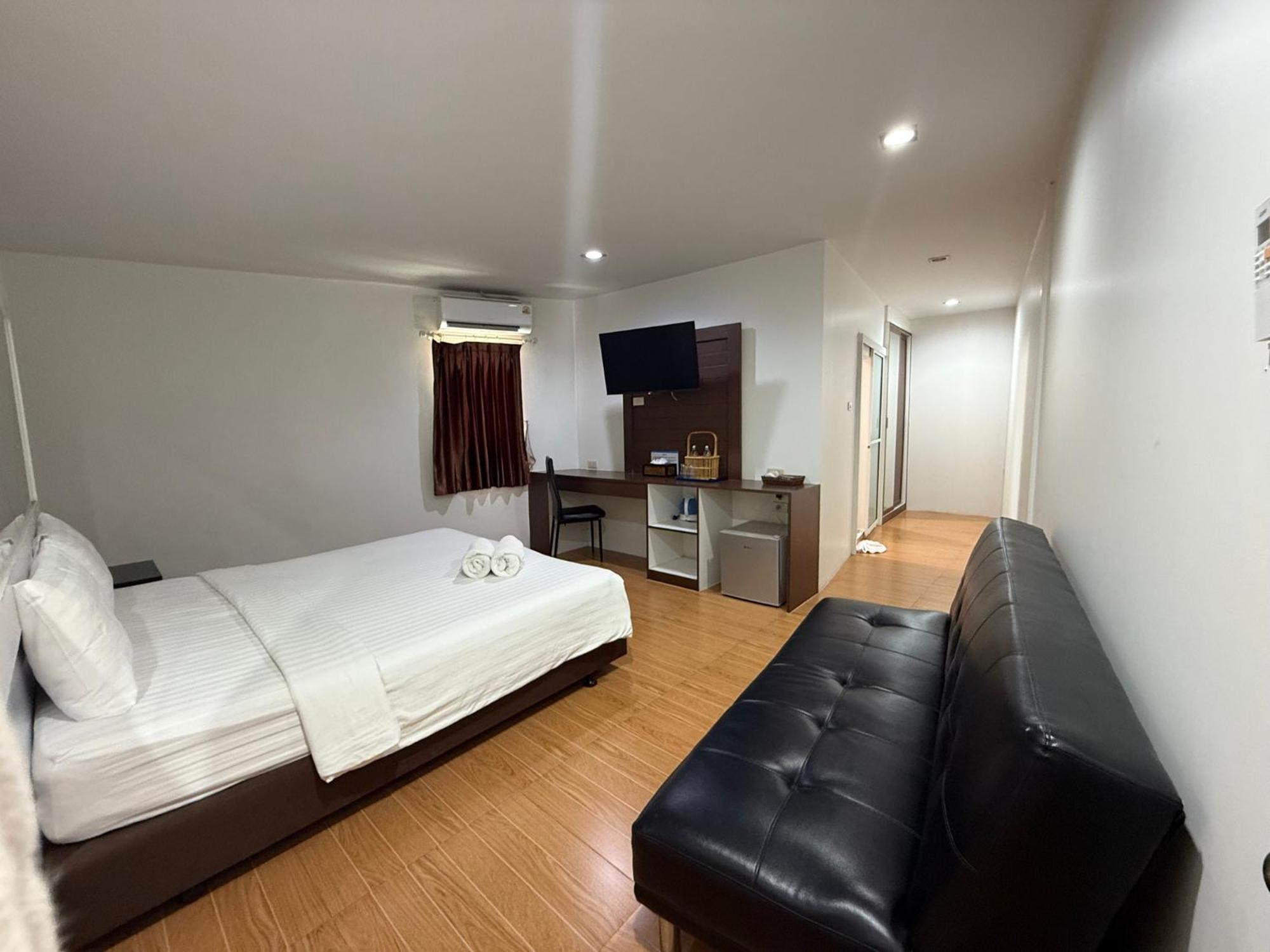 Bed By Cruise Hotel At Samakkhi-Tivanont Nonthaburi Zewnętrze zdjęcie