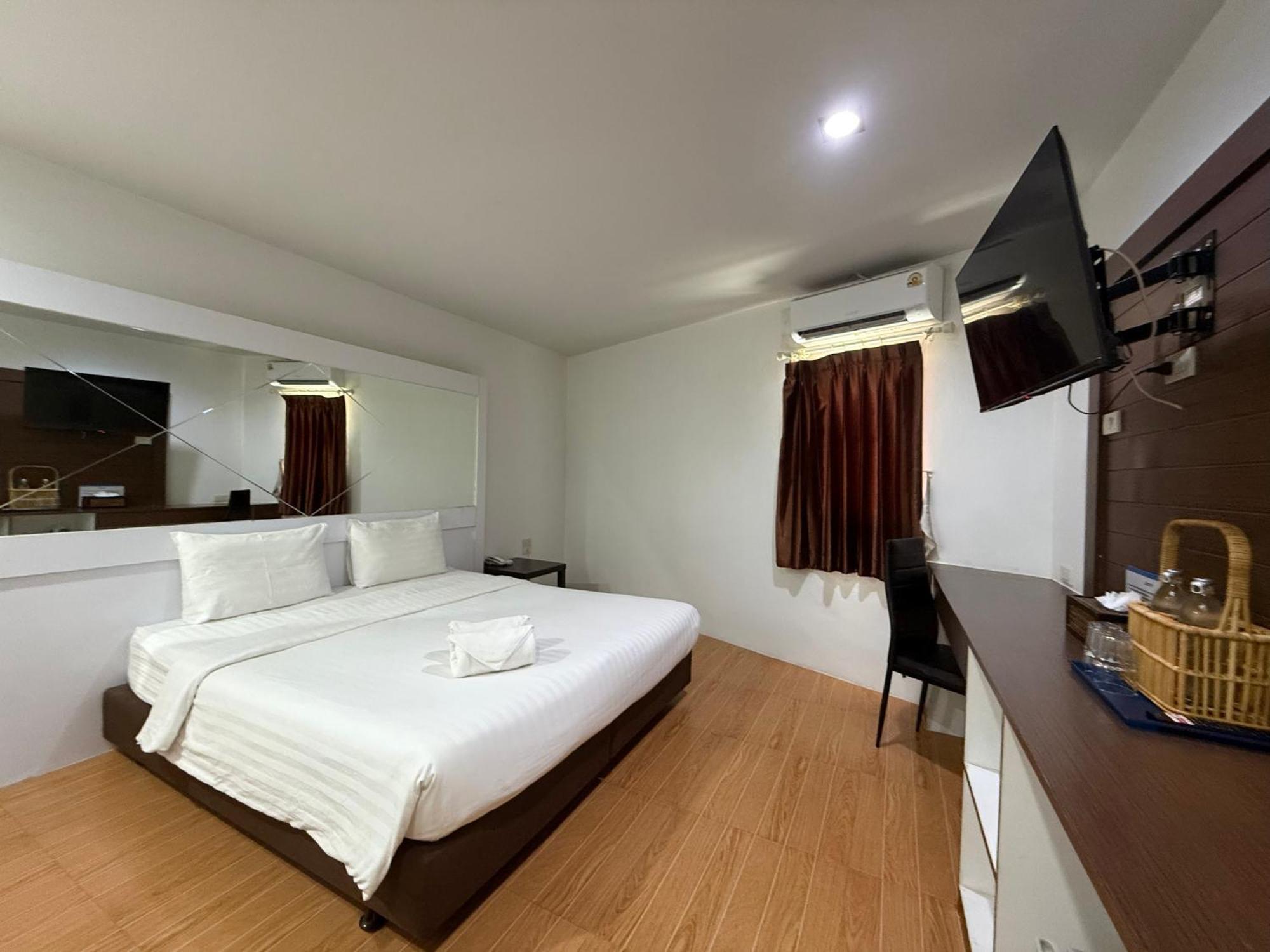 Bed By Cruise Hotel At Samakkhi-Tivanont Nonthaburi Zewnętrze zdjęcie